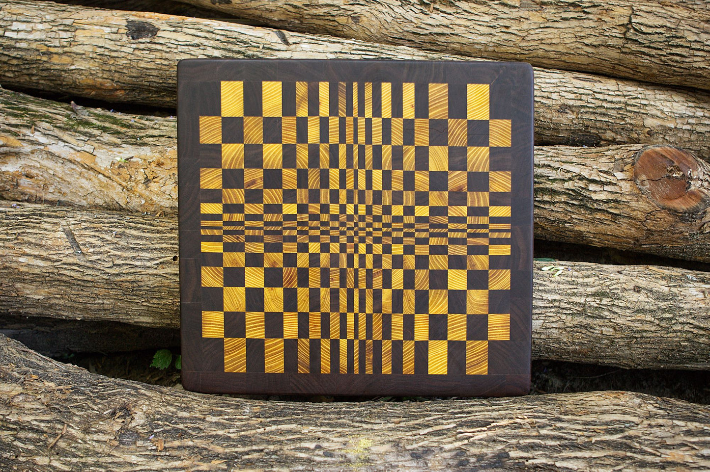 THE CENTERED: Exquisite Handcrafted Woodwork Masterpiece, Elegant Osage Orange & Walnut Blend for Modern Artistry & Decor